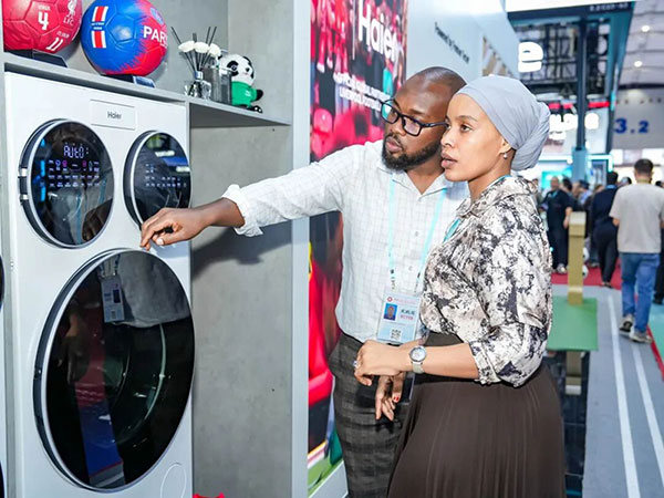 For You 一起去广交会看看海尔科技!ky开元棋牌AI For HomeAI(图2) For You 一起去广交会看看海尔科技!ky开元棋牌AI For HomeAI(图2)